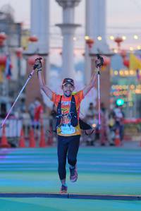 BIB: 9123, 00000
                            <button type="button" onclick="openModal(21815325)" class="btn btn-primary btn-sm float-right btn-popup" data-toggle="modal" data-target=".modal-high-quality">
                        <i class="fas fa-shopping-cart"></i> Add to Cart
                    </button>
                                            <button type="button" onclick="isThisMe(21815325, true)" class="btn btn-success btn-sm float-right btn-popup btn-isme hidden" data-toggle="tooltip" data-placement="bottom" title="นี่คือรูปของคุณใช่ไหม คลิกที่นี่เพื่อเอาเข้าอัลบั้ม">
                        <i class="fas fa-plus"></i> Add to album
                    </button>
                    <button type="button" onclick="isThisMe(21815325, false)" class="btn btn-warning btn-sm float-right btn-popup btn-isnotme hidden">
                        <i class="fas fa-ban"></i> Remove from album
                    </button>